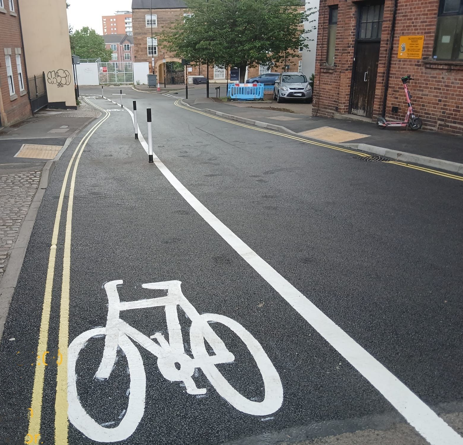 New contraflow cycle lane in Northampton - PGR Construction
